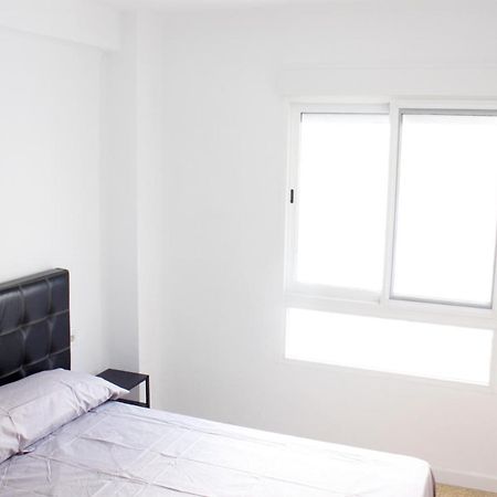 Ferienwohnung Apartamento Privado Proximo A Playa Y Ciencias Con Wifi Valencia Exterior foto